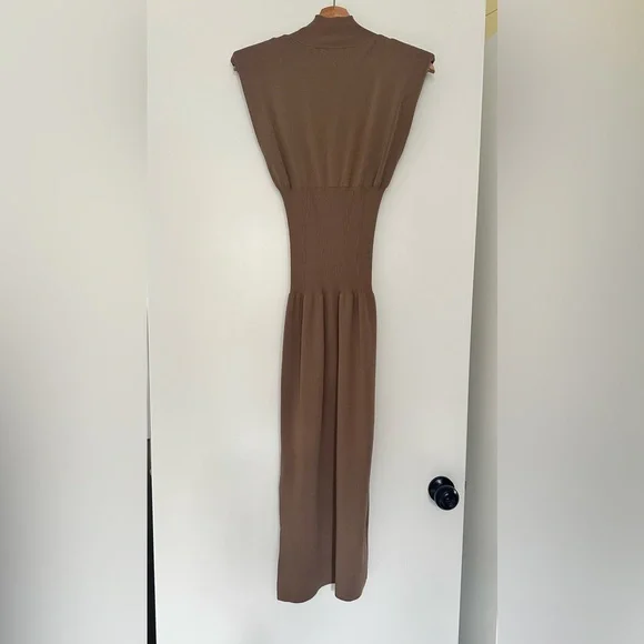 NA-KD Midi Bodycon Dress with Side Slit - Picture 3 of 4